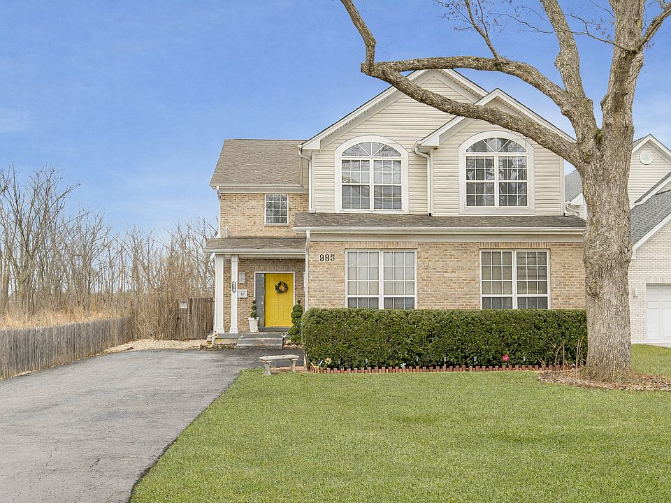 1st image of 985 Ridge Rd