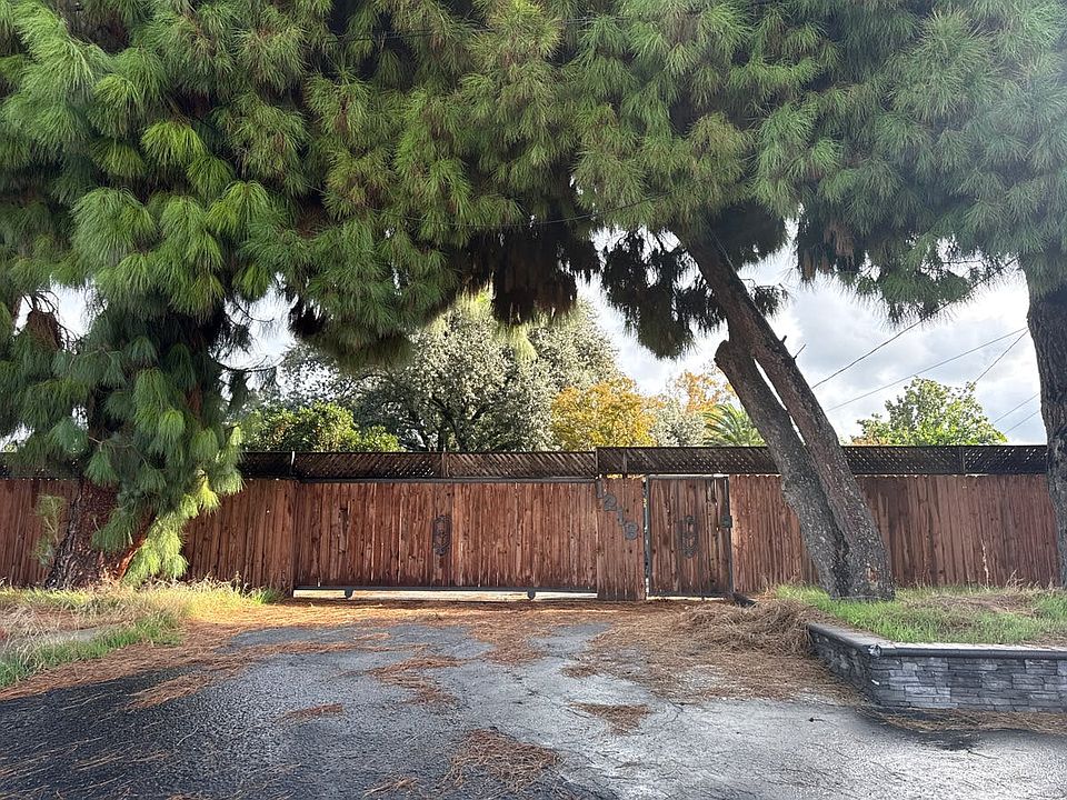 1st image of 1218 Mitchell Rd