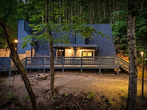 2nd image of 1009 Ski Mountain Rd
