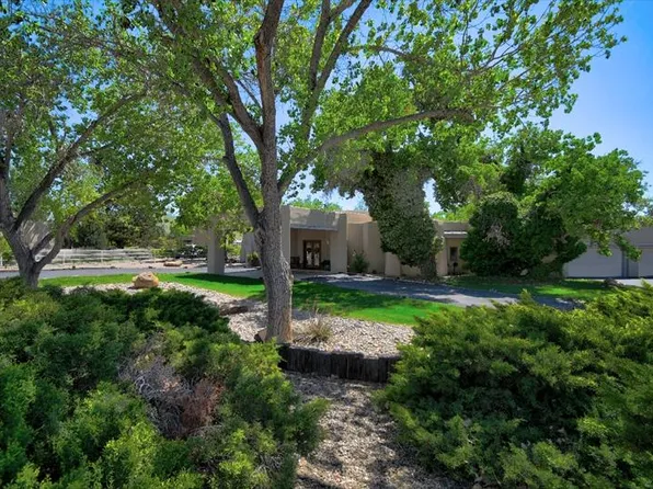 9506 Dancing River Dr NW, Albuquerque, NM 87114