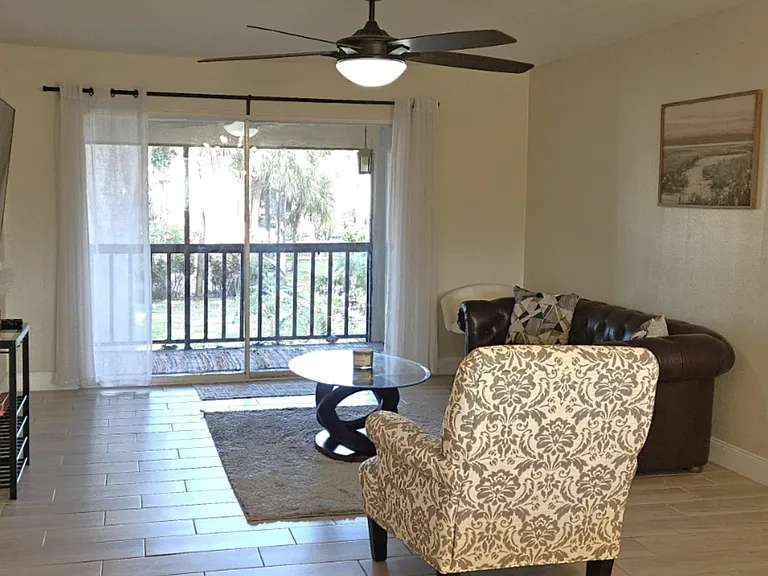 3801 S Lake Dr #247A — Photo 2