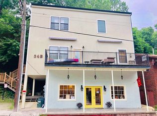 34 N Main St, Eureka Springs, AR 72632