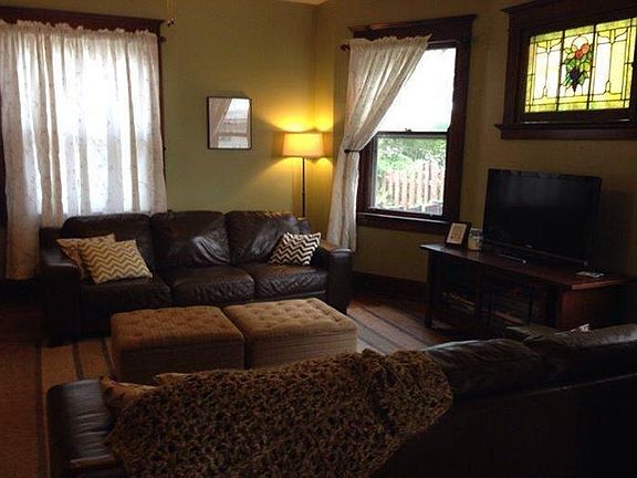 3rd image of 2333 Muriel Ct