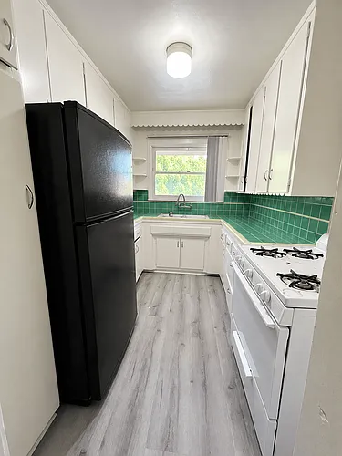 Floor plan 1 Bedroom. 1 Bathroom. 0 Half. Balcony