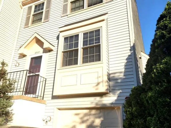 8521 Charnwood Ct, Manassas, VA 20111