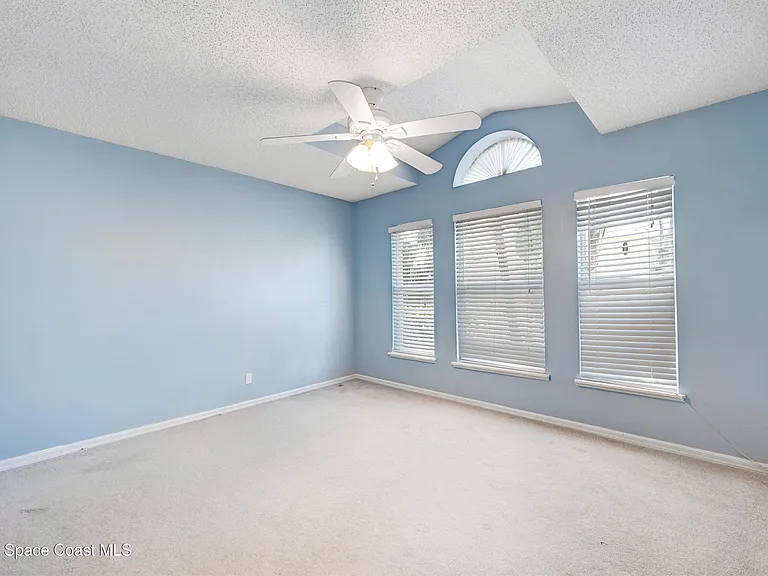 1652 La Maderia Dr SW — Photo 28