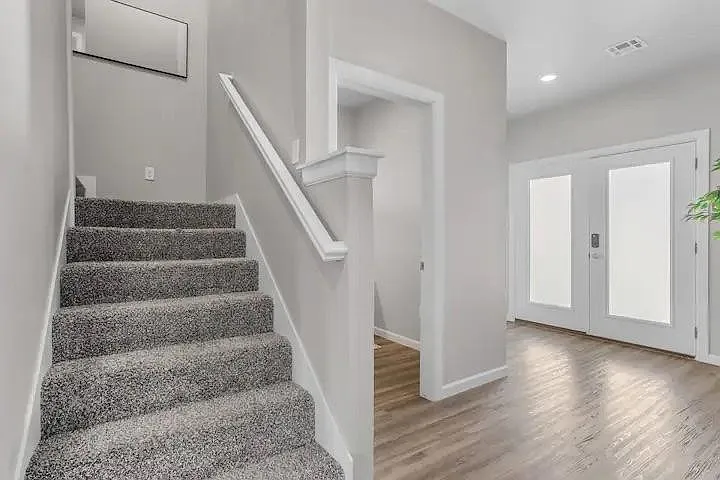 13517 Vinita Dr — Photo 9