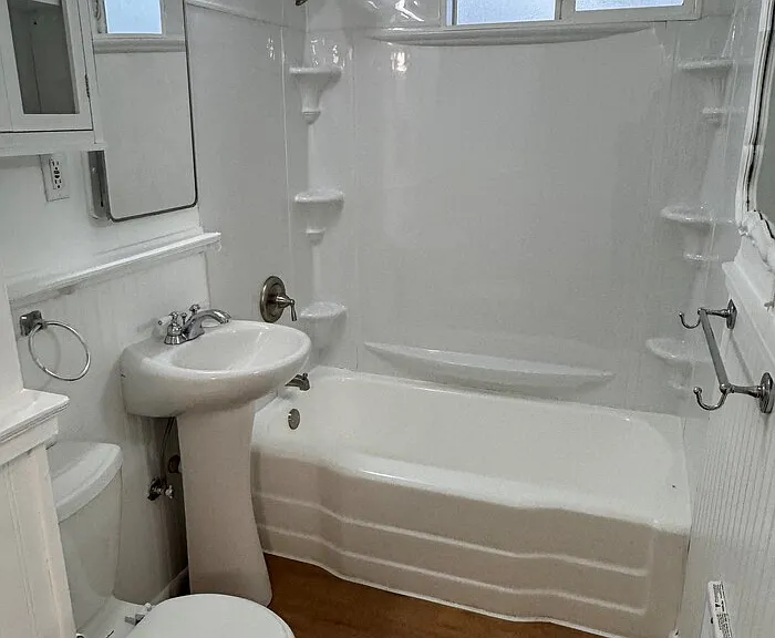 432 SW 3rd Ave — Photo 5