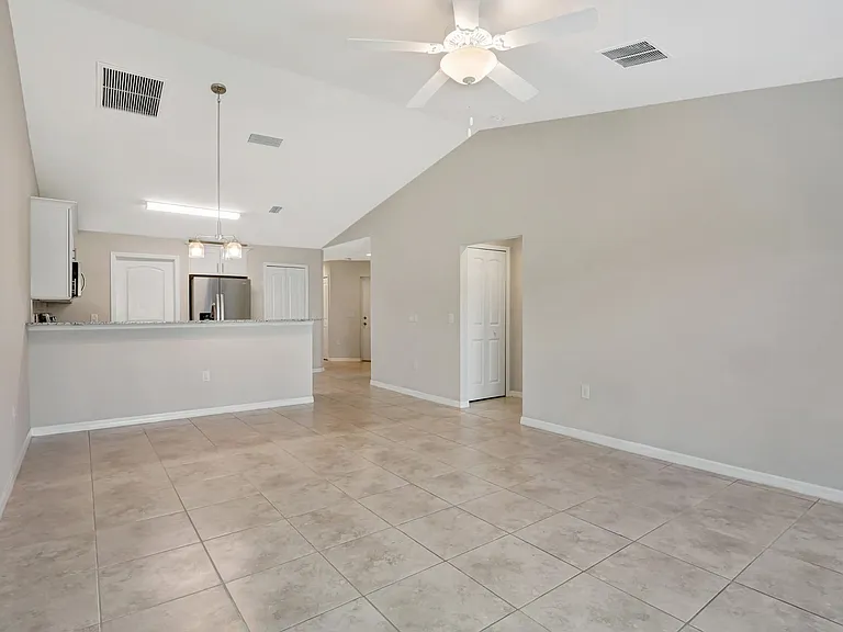 1014 Diplomat Pkwy W — Photo 8