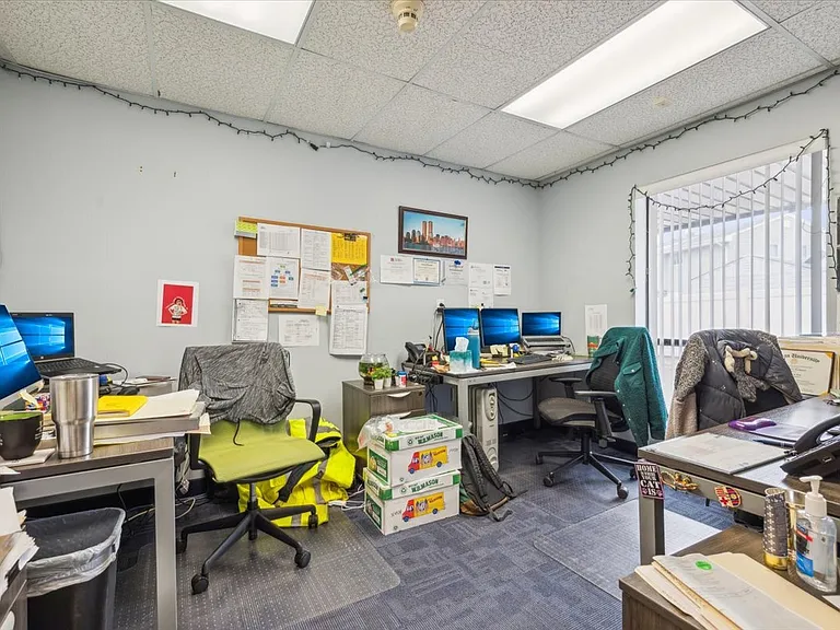 495 Union Ave #D — Photo 8