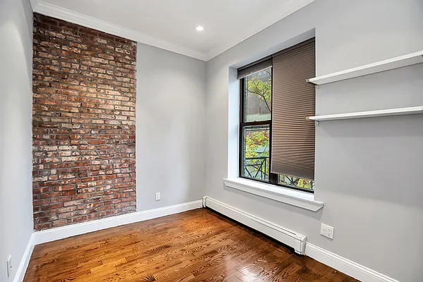 Rented by Douglas Elliman | media 34