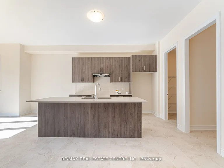 1330 Loon Ln — Photo 11