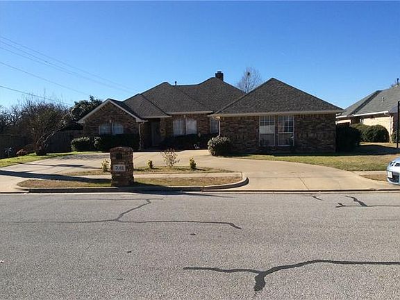 2nd image of 7001 Oak Hills Ct