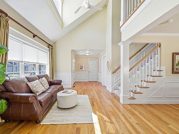 2nd image of 18 Ellsworth Village Rd #18