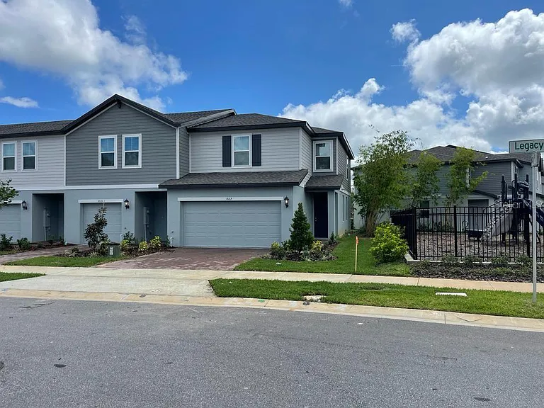 407 Legacy Loop — Photo 60
