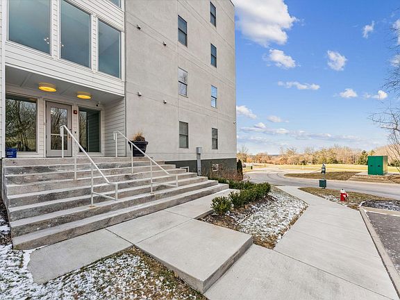 3rd image of 5339 Highpointe Lakes Dr APT 301