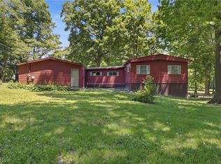 5018 Fairfield School Rd, Columbiana, OH 44408
