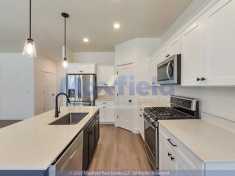 1451 N Sage Dr — Photo 16