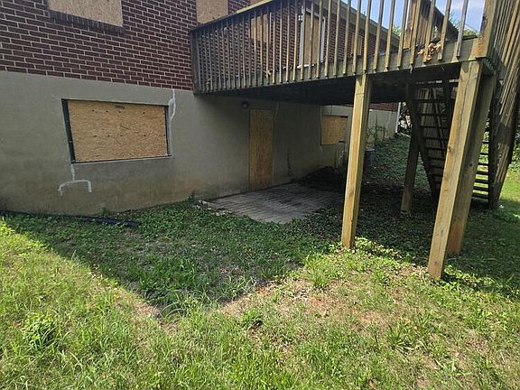 4th image of 2628 Cedarhurst Ave NW