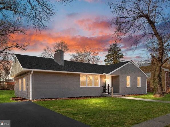 214 Maple St, Fredericksburg, VA 22405