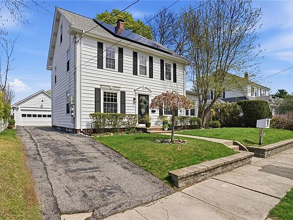 3rd image of 17 Mason Ave