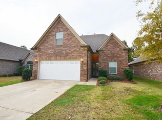 9873 Southern Oak Way, Olive Branch, MS 38654