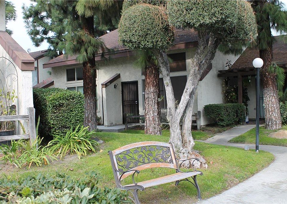 2nd image of 21303 Norwalk Blvd APT 122