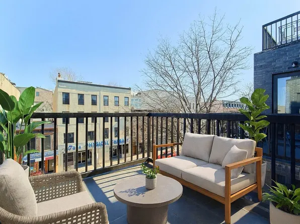 572 5th Avenue image 1 of 22