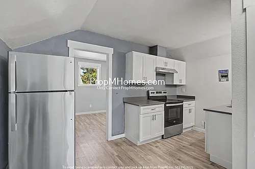 7307 SE 76th Ave Photo 1