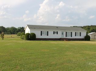 1242 John Green Smith Rd, Kinston, NC 28504