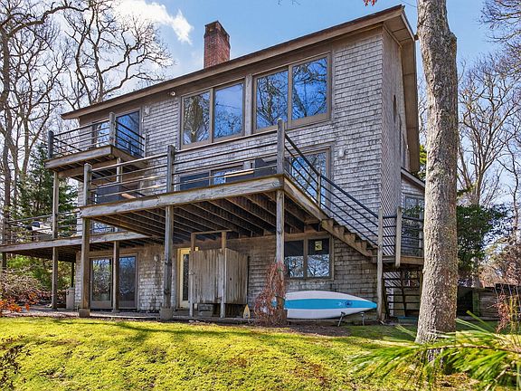 3rd image of 320 Long Pond Road