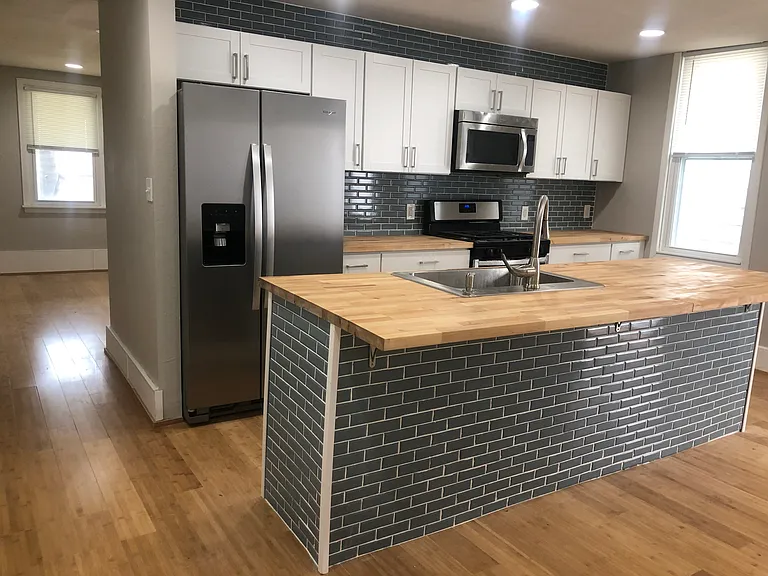 227 Sterling St — Photo 2