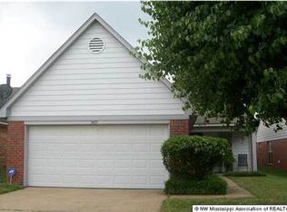 5437 Bradley Ln, Southaven, MS 38671