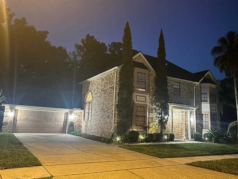 848 Silverwood Dr — Photo 12