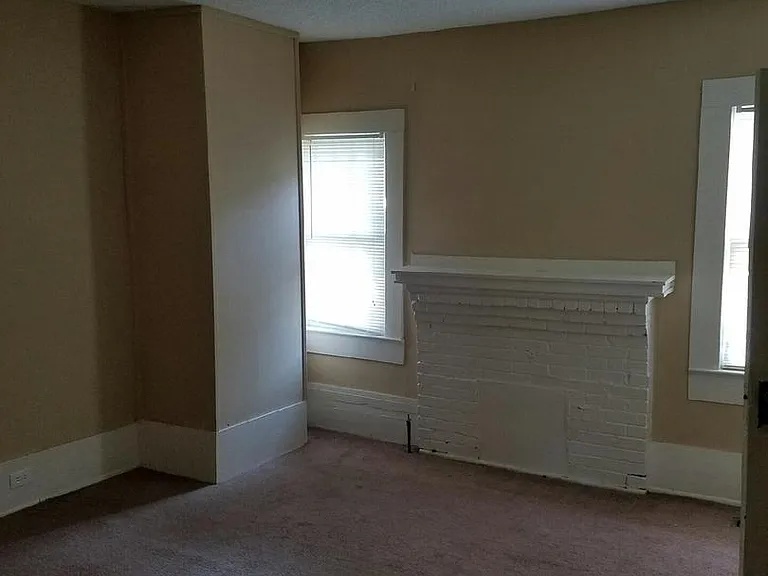 905 Jackson Blvd — Photo 5