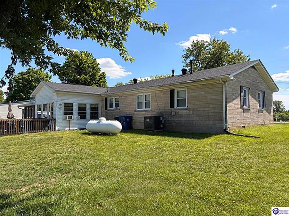 4th image of 302 Tabernacle Rd