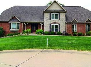 680 Willowbrook Bnd, Cape Girardeau, MO 63701