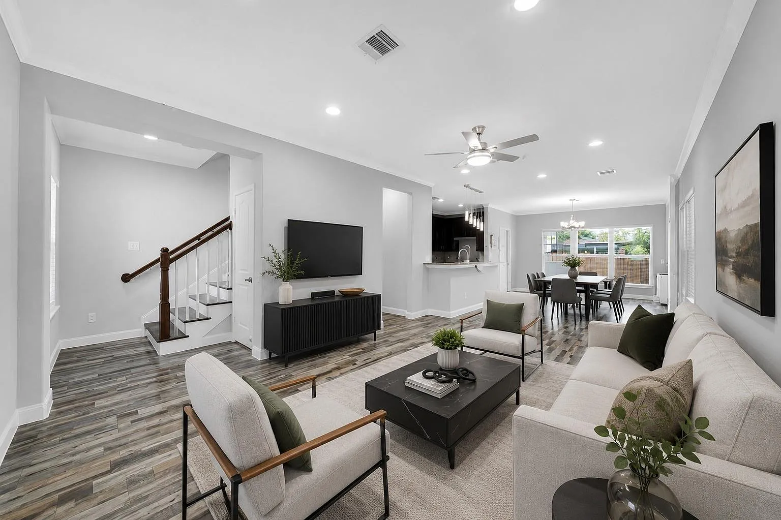 3 bed, 2.5 bath, 1669 sqft, $1,949 — Photo 1
