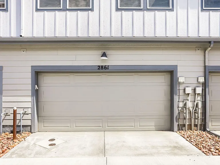 2861 Bear Springs Cir — Photo 16