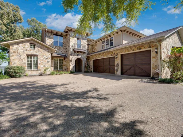 21535 County Road 3124, Chandler, TX 75758