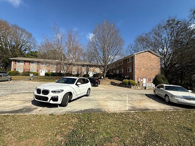 641 Powder Springs St SE — Photo 16