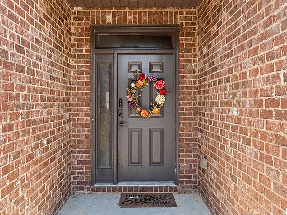 2nd image of 6766 Southern Trace Cir