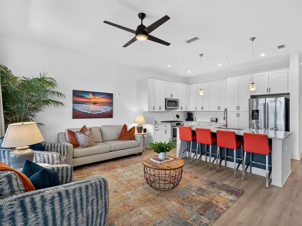 277 The Grove Dr N #343, Miramar Beach, FL 32550