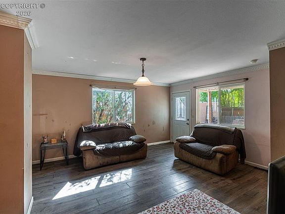 3rd image of 1203 W 3rd St