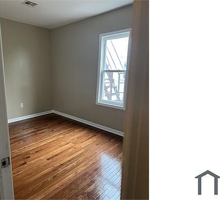 3rd image of 411 S 14th St Floor 2