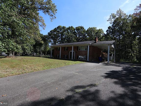 3rd image of 9343 Clifford Dr