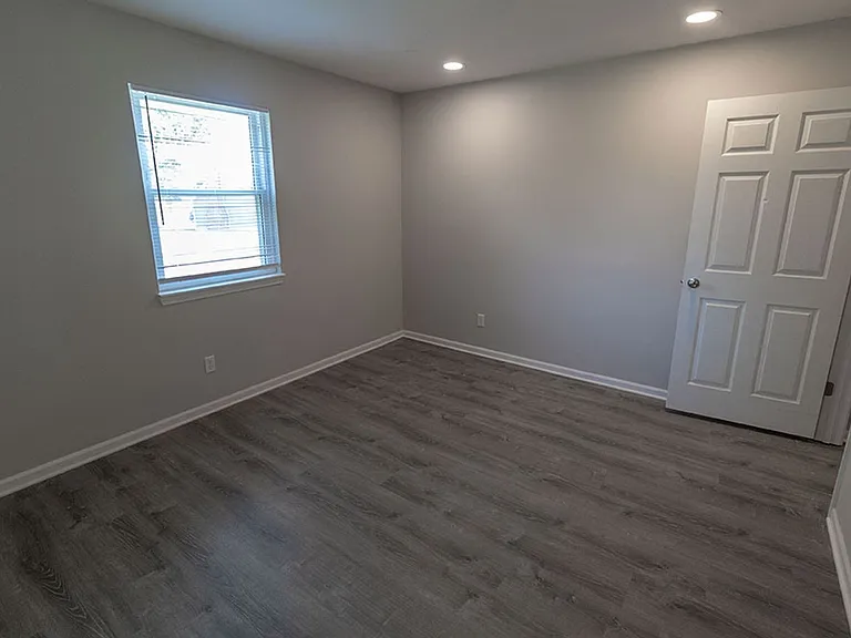1923 Mirtle Grove Ct — Photo 18