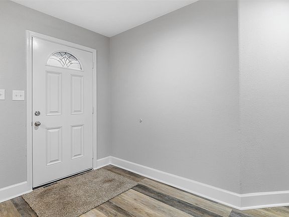 3rd image of 24367 E Oak Dr