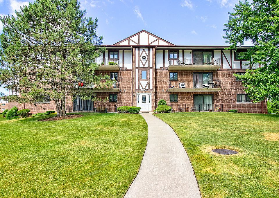 1st image of 11024 Theresa Cir