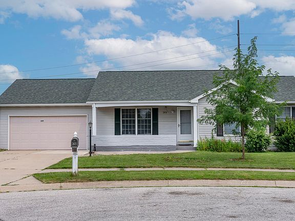 2nd image of 2611 Wynnewood Ct